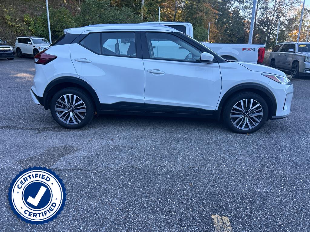 2024 Nissan Kicks SV photo 2