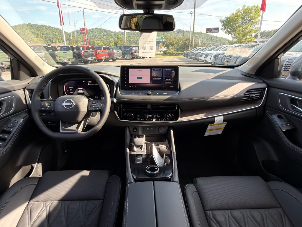2026 Nissan Rogue Platinum - Photo 12