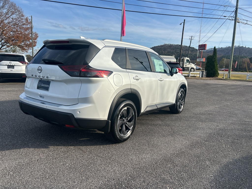 New 2026 Nissan Rogue SV Sport Utility