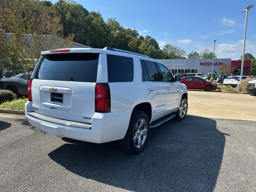 2018 Chevrolet Tahoe Premier photo 2