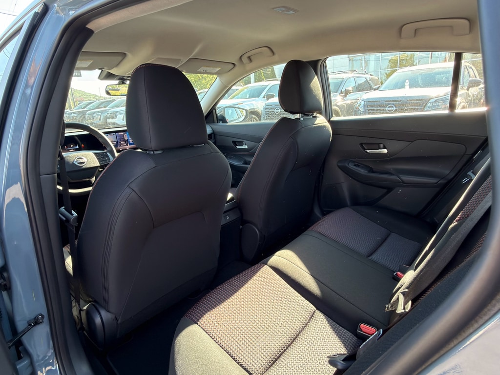 2026 Nissan Sentra SR - Photo 22