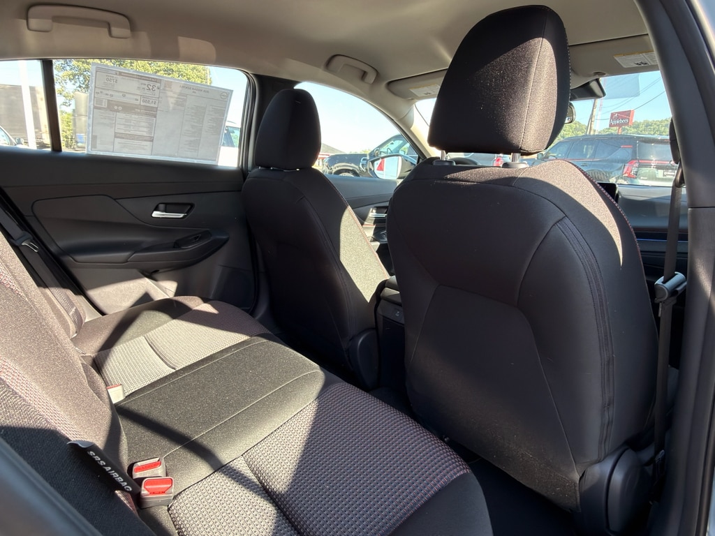 2026 Nissan Sentra SR - Photo 19
