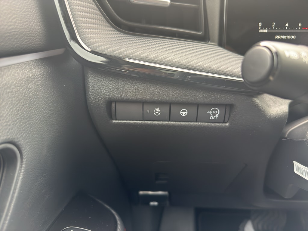 2026 Nissan KICKS SR - Photo 16