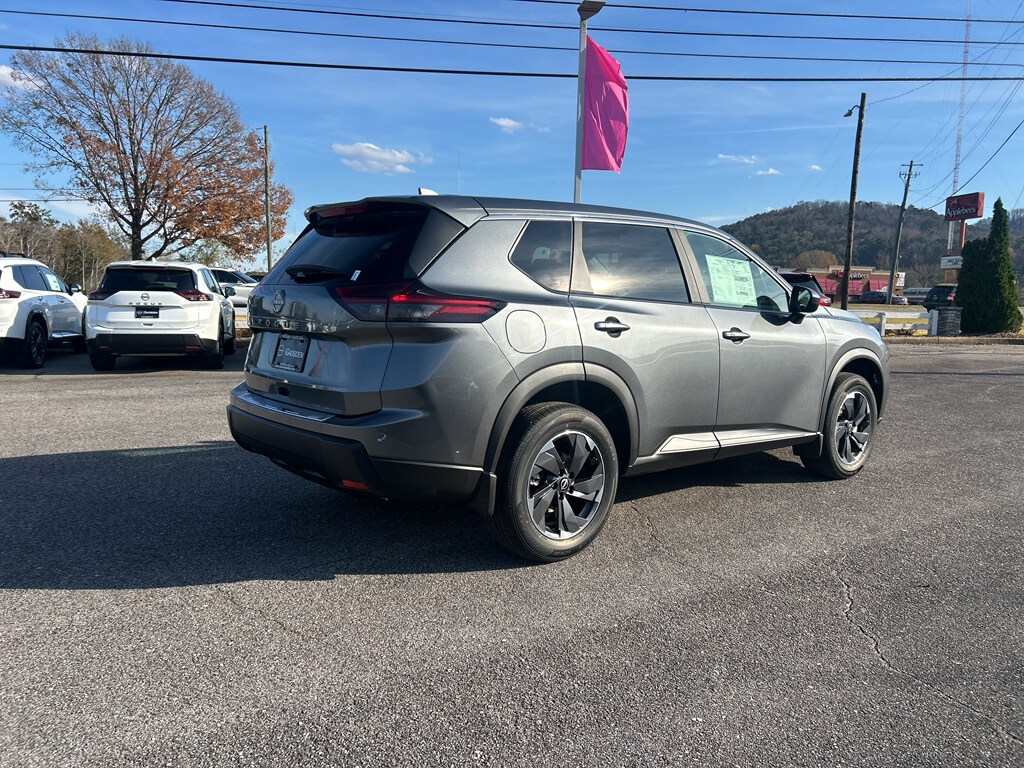 2026 Nissan Rogue SV photo 3