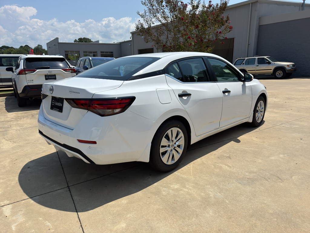 2025 Nissan Sentra S photo 3
