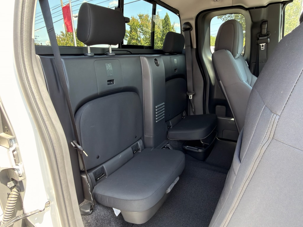 2026 Nissan Frontier S - Photo 19