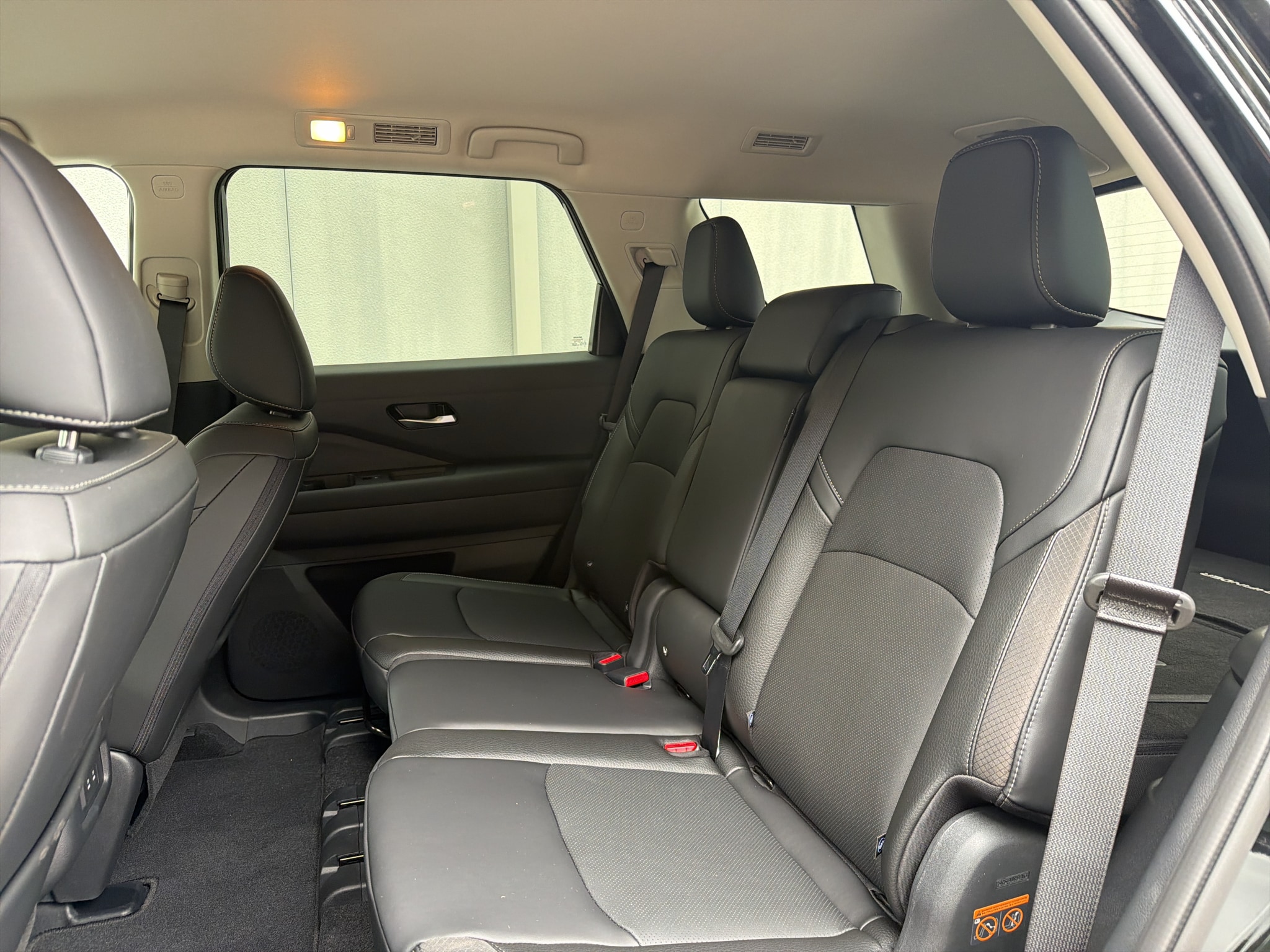 2026 Nissan Pathfinder SL - Photo 14
