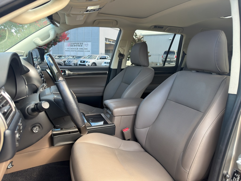 2022 Lexus GX PREMIUM - Photo 11