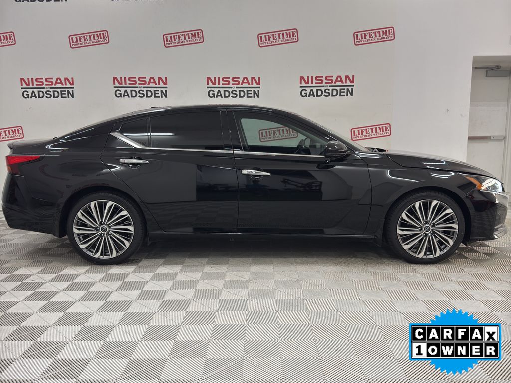 Used 2023 Nissan Altima SL with VIN 1N4BL4EV3PN379509 for sale in Gadsden, AL