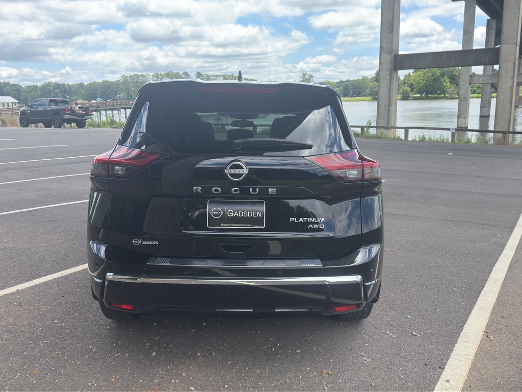 Used 2024 Nissan Rogue Platinum SUV