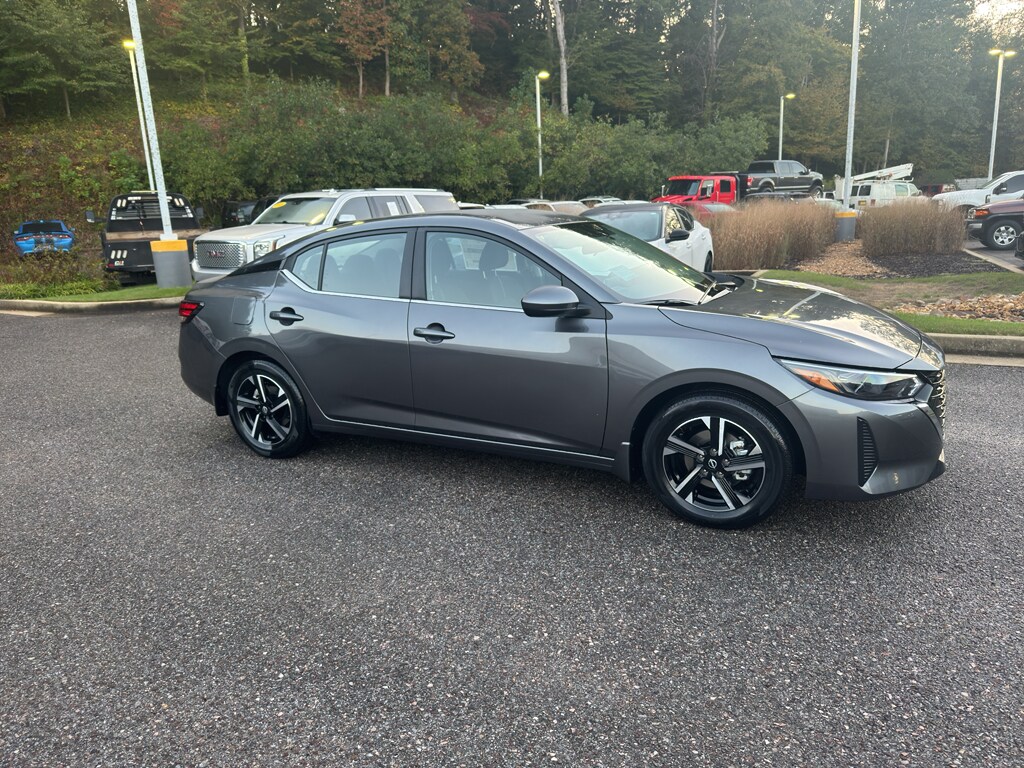 2025 Nissan Sentra SV photo 2
