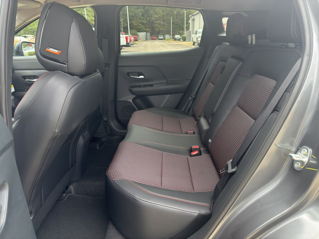 2026 Nissan KICKS SR - Photo 23