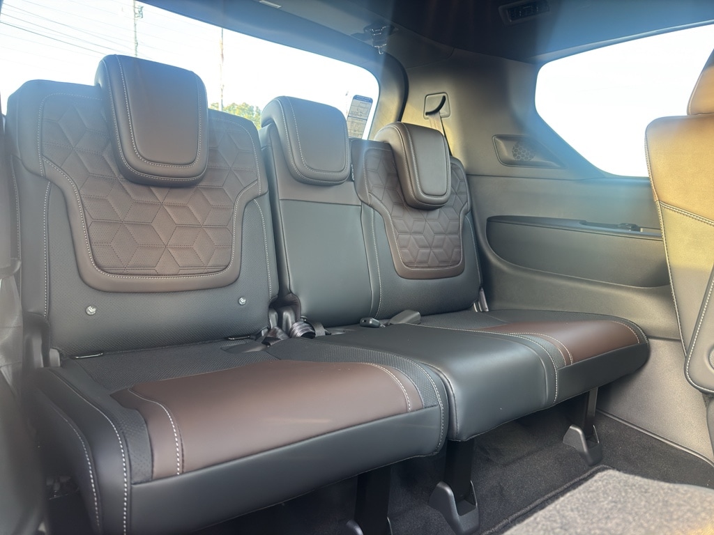 2026 Nissan Armada Platinum Reserve - Photo 18