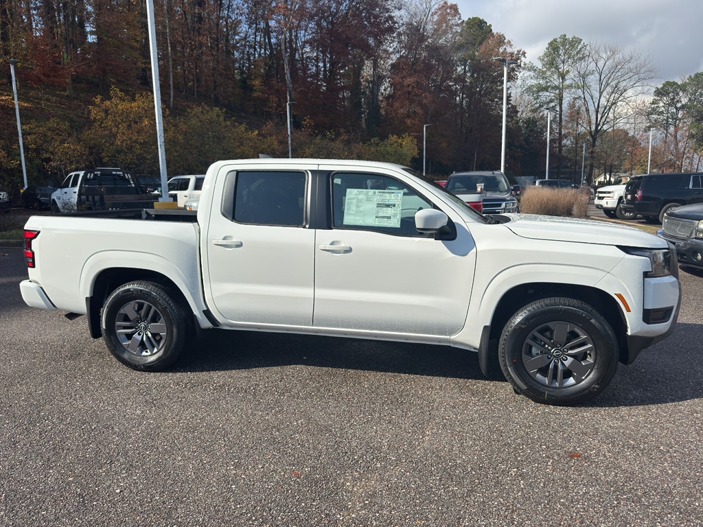 New 2026 Nissan Frontier SV Crew Cab