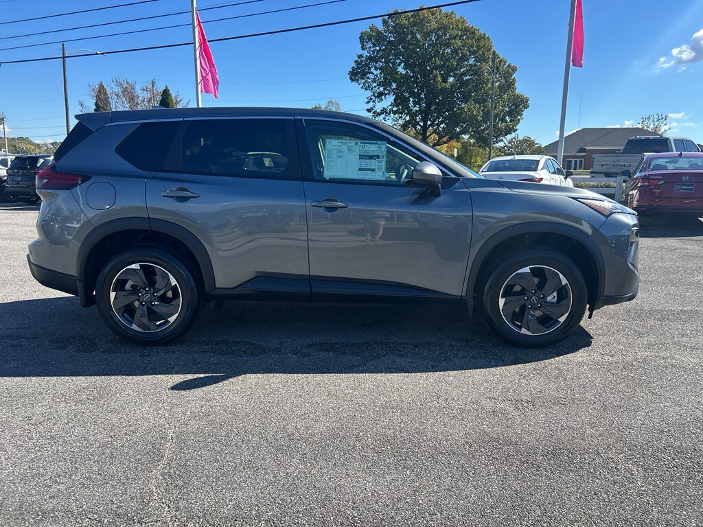 2026 Nissan Rogue SV photo 2