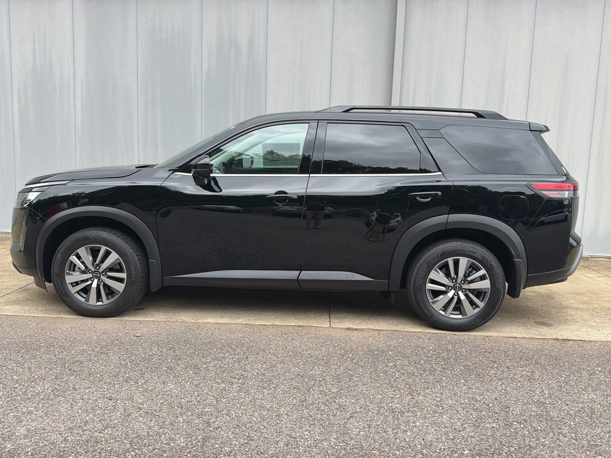 2026 Nissan Pathfinder SL - Photo 7