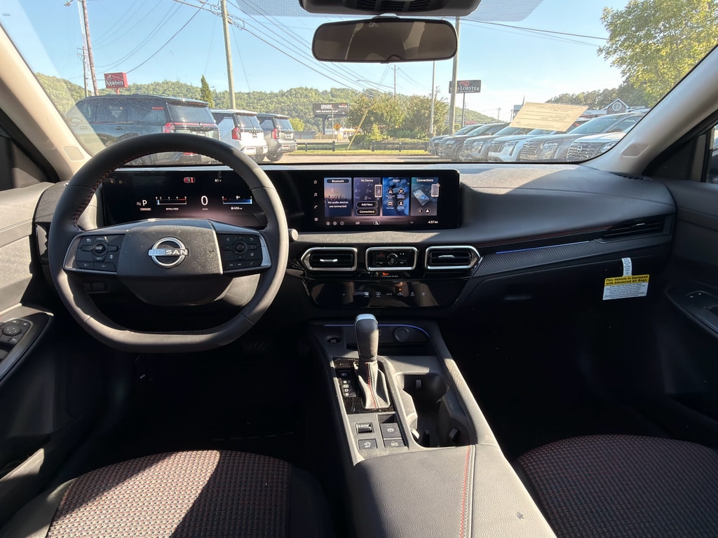2026 Nissan Sentra SR - Photo 13