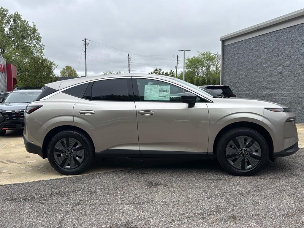 2025 Nissan Murano SL photo 2