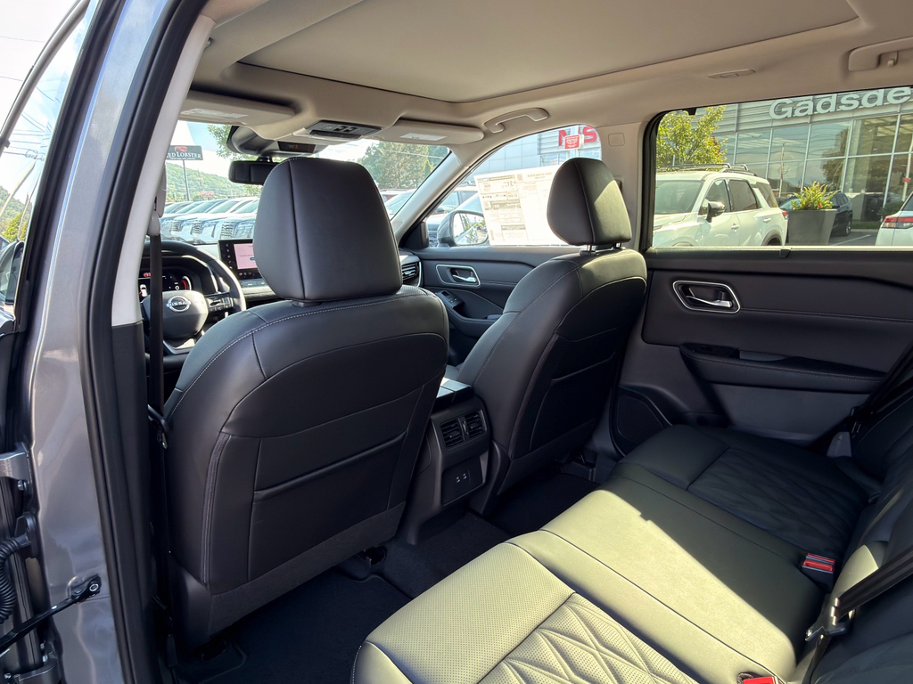 2026 Nissan Rogue Platinum - Photo 21