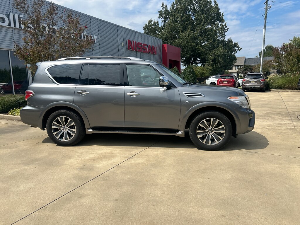 2017 Nissan Armada SL photo 4
