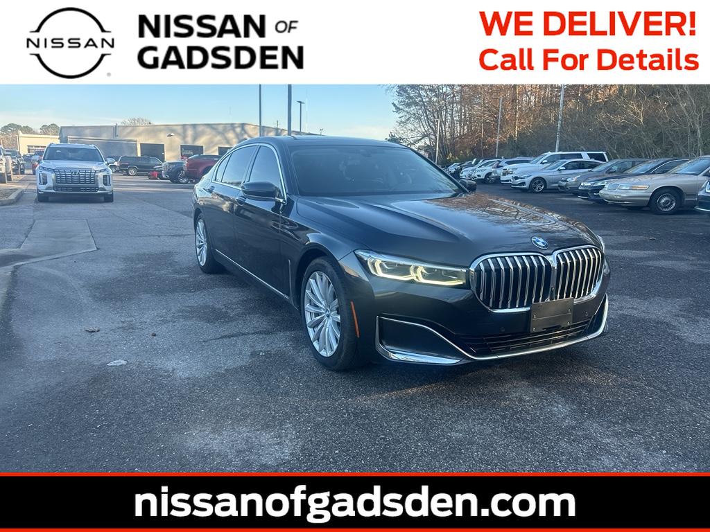 2022 BMW 7 Series 740i's photo