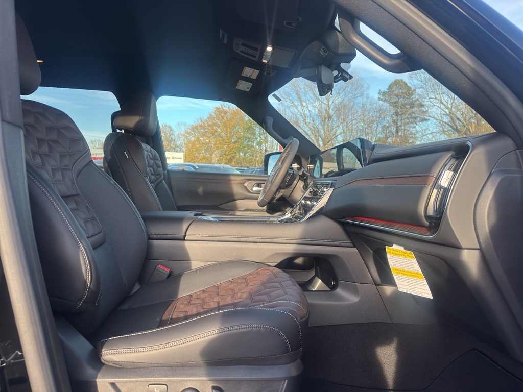 2026 Nissan Armada Platinum Reserve - Photo 16
