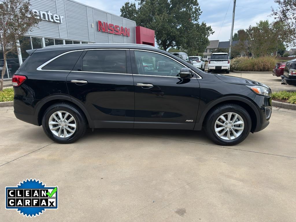 Used 2016 Kia Sorento LX with VIN 5XYPGDA39GG065900 for sale in Gadsden, AL
