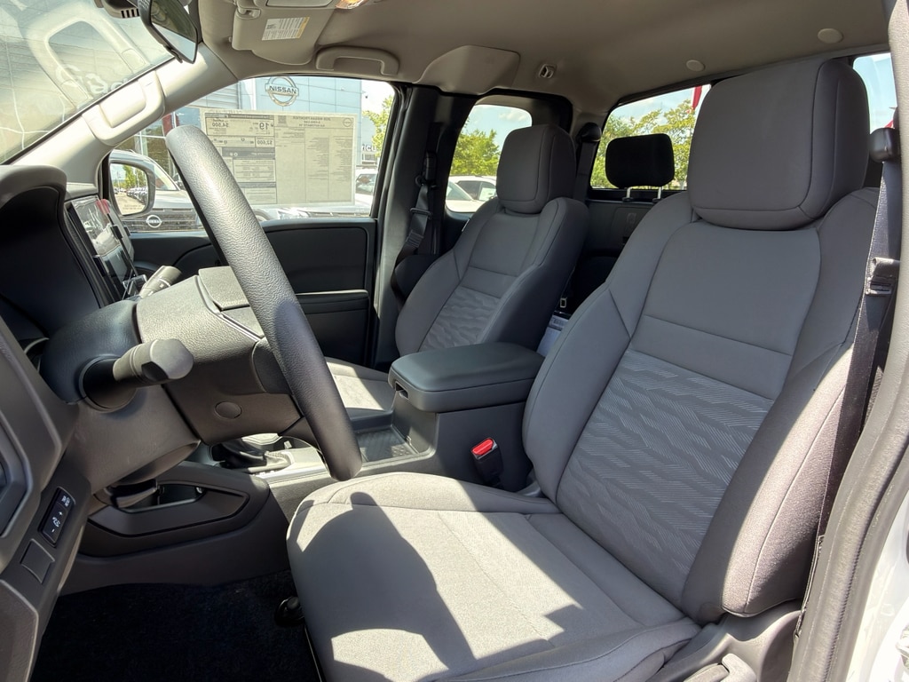 2026 Nissan Frontier S - Photo 11