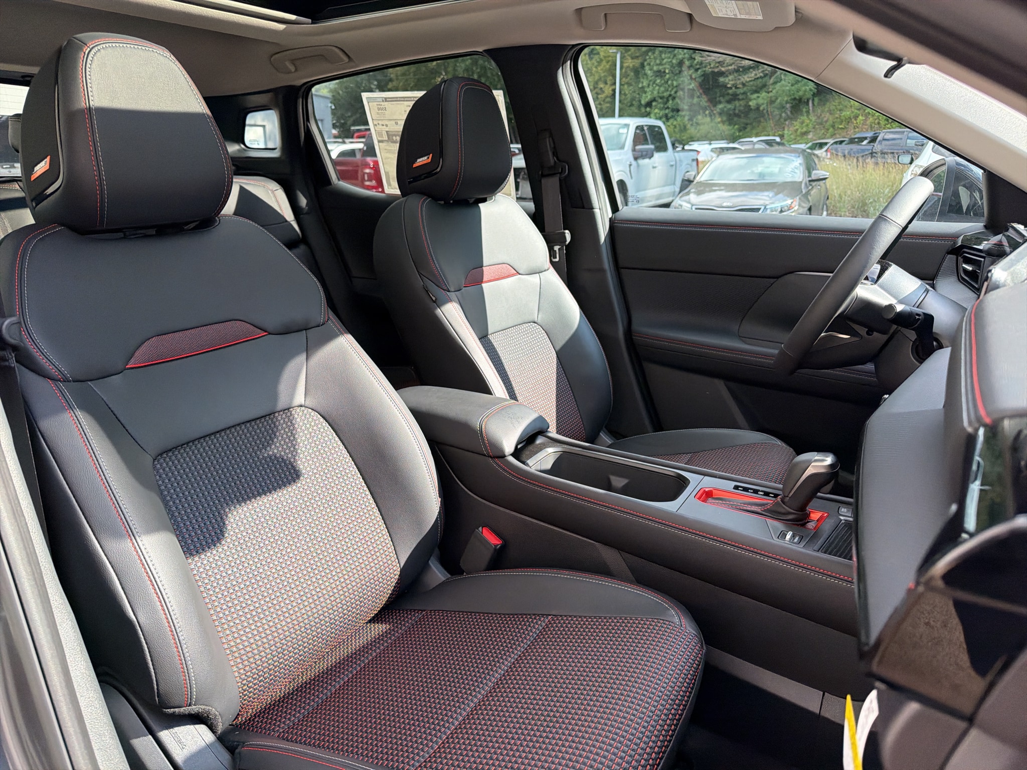 2026 Nissan KICKS SR - Photo 23