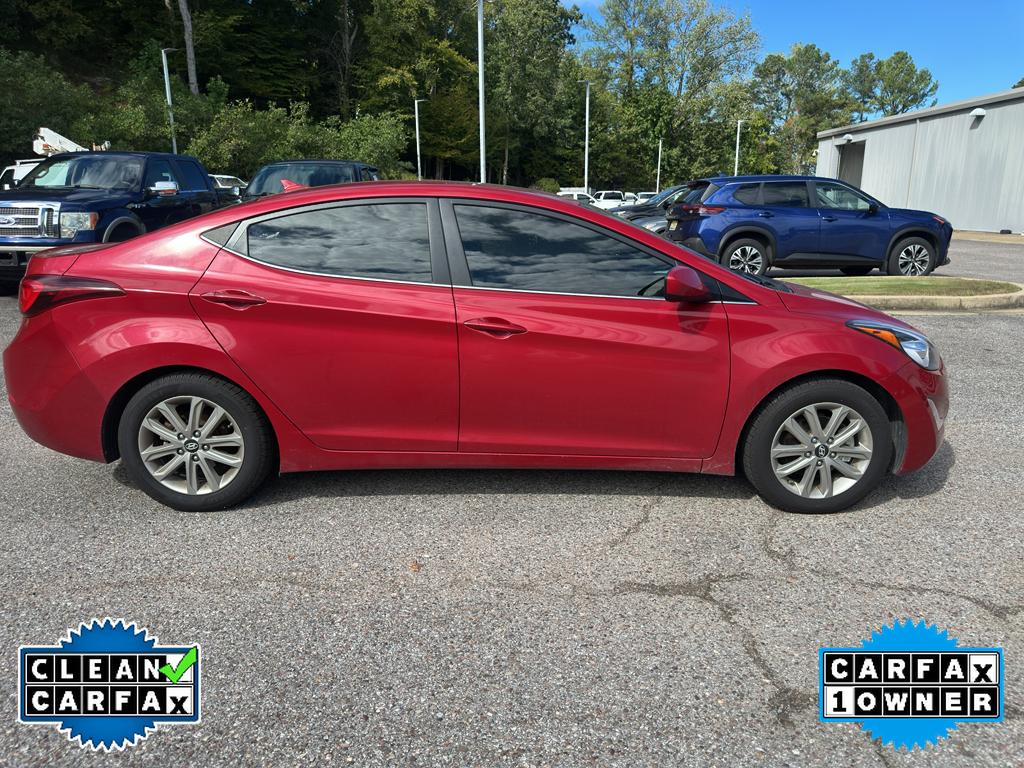 2015 Hyundai Elantra SE photo 2