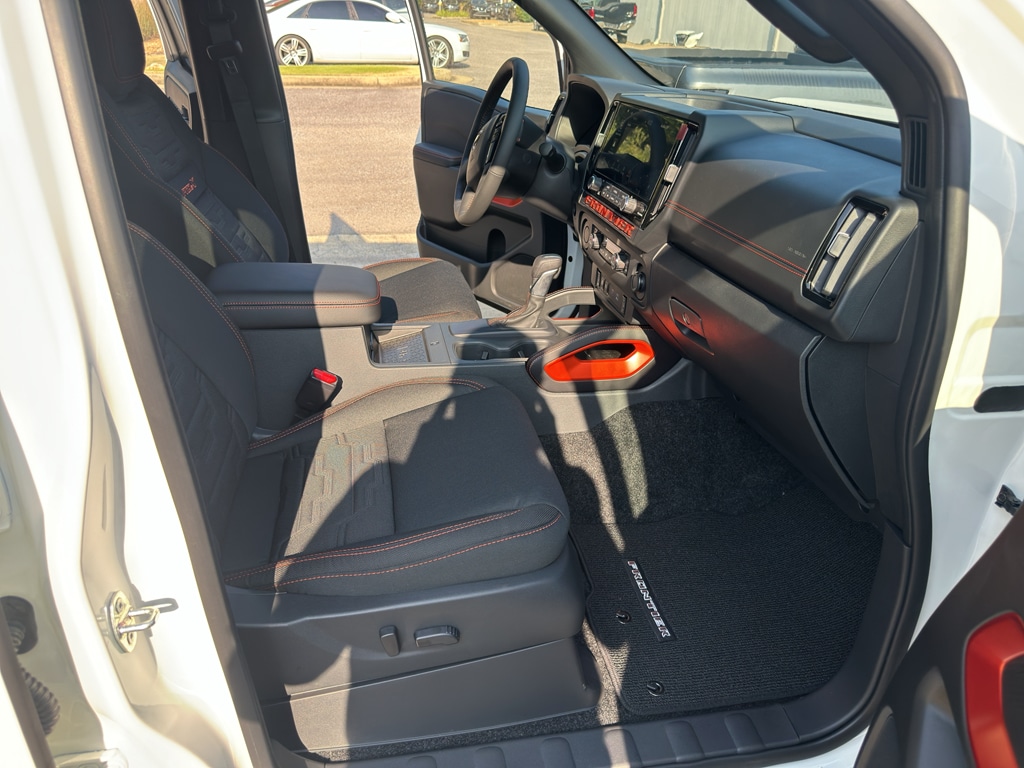 2026 Nissan Frontier PRO-X - Photo 15