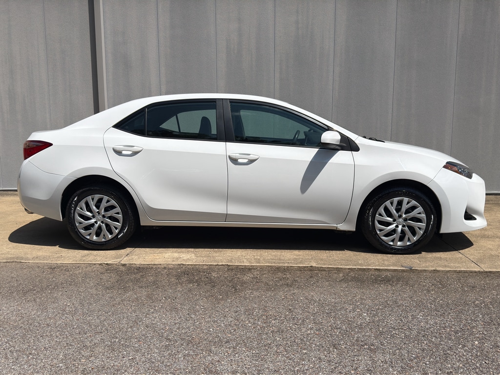 Used 2019 Toyota Corolla LE with VIN 5YFBURHE2KP860184 for sale in Gadsden, AL