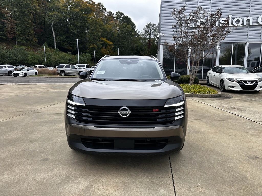 2026 Nissan Kicks SR photo 2