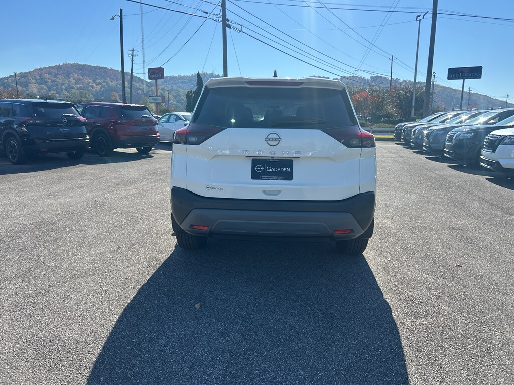 2023 Nissan Rogue S photo 4