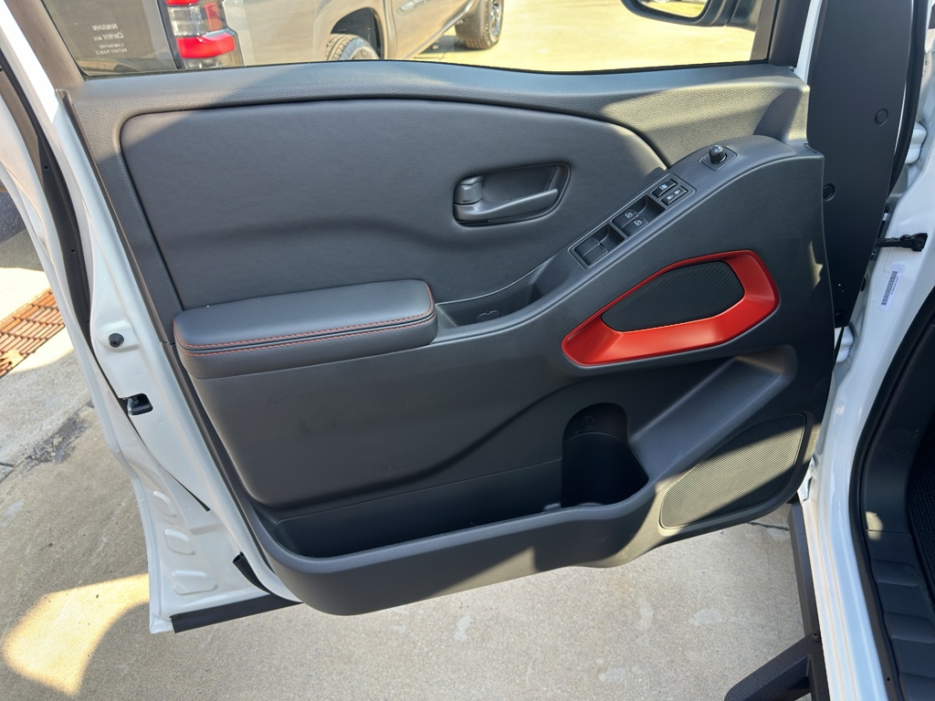 2026 Nissan Frontier PRO-X - Photo 10
