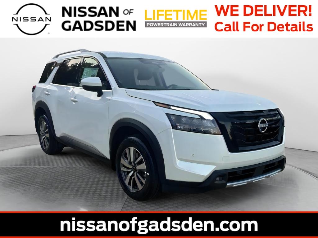 2025 Nissan Pathfinder SL's photo
