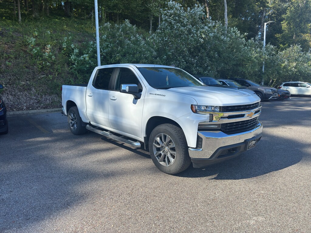 2022 Chevrolet Silverado 1500 photo 3