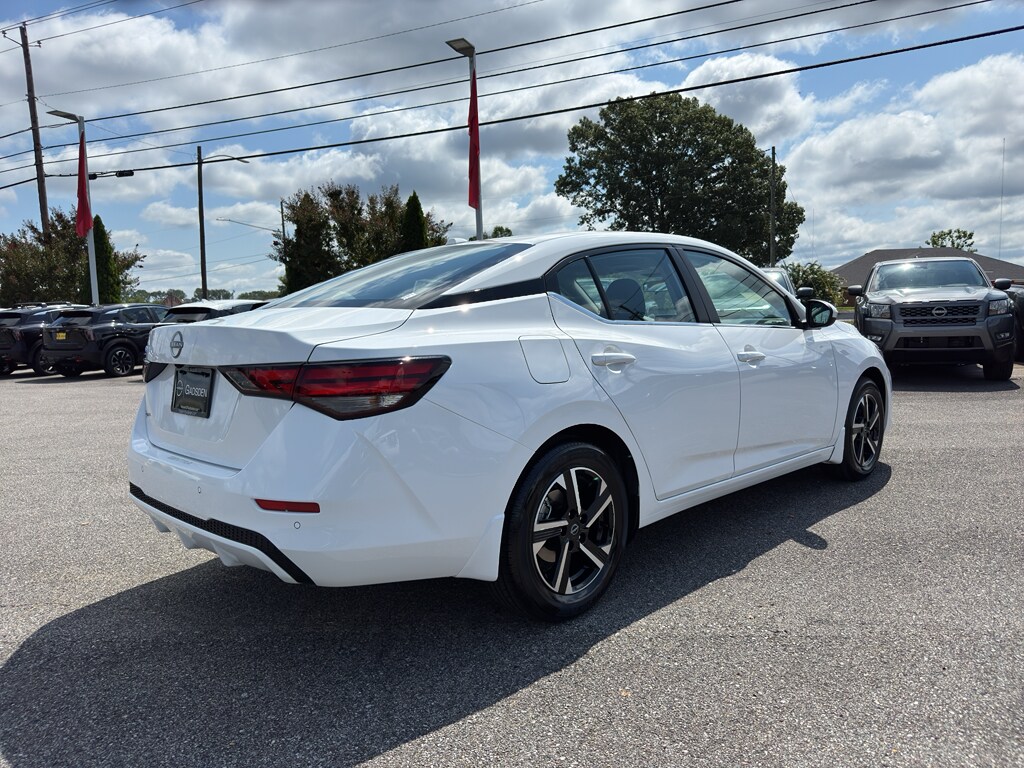 2025 Nissan Sentra SV photo 3