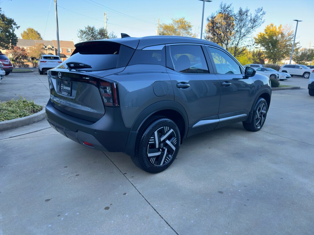 2026 Nissan Kicks SV photo 3