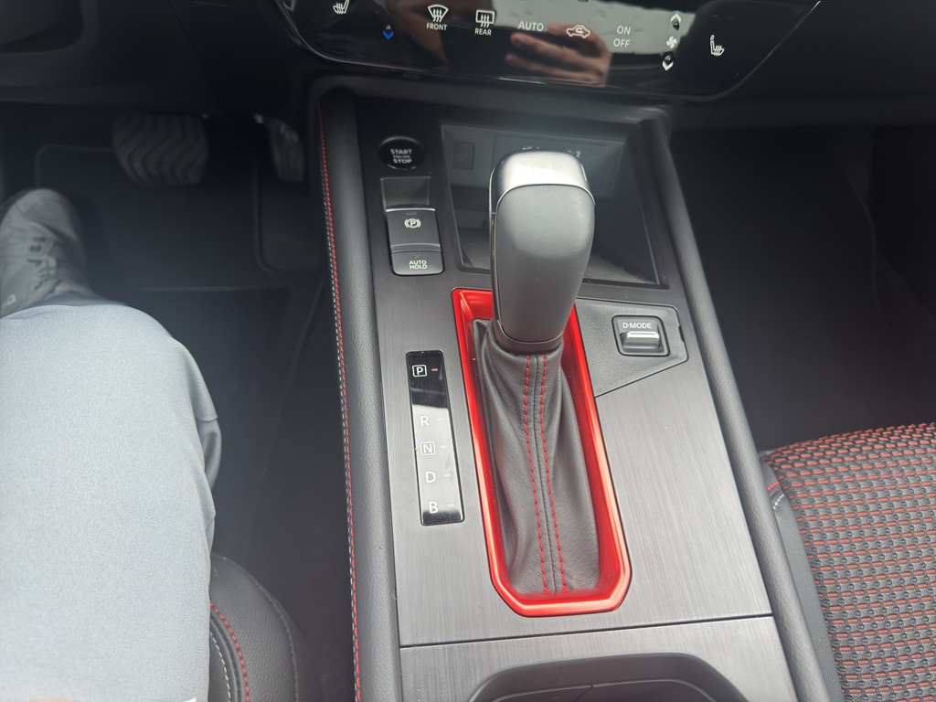 2026 Nissan KICKS SR - Photo 22