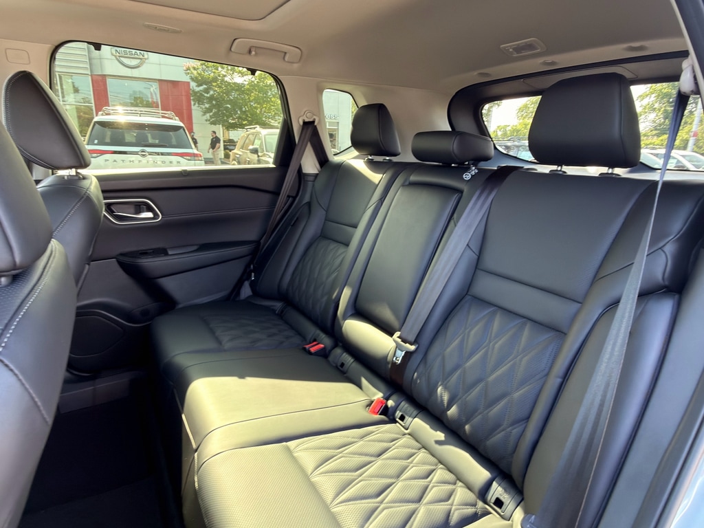 2026 Nissan Rogue Platinum - Photo 20
