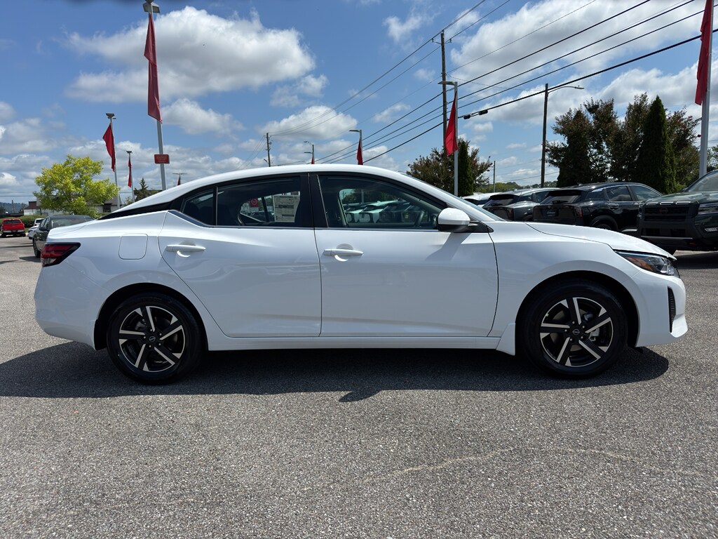 2025 Nissan Sentra SV photo 2