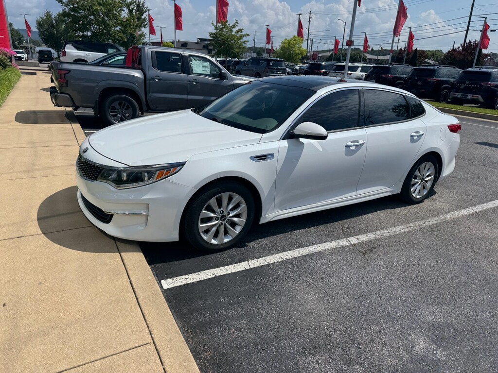 Used 2016 Kia Optima EX with VIN 5XXGU4L39GG070086 for sale in Gadsden, AL