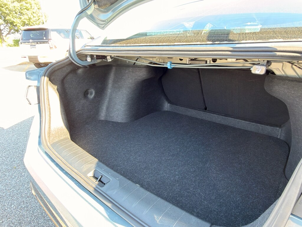 2026 Nissan Sentra SR - Photo 24