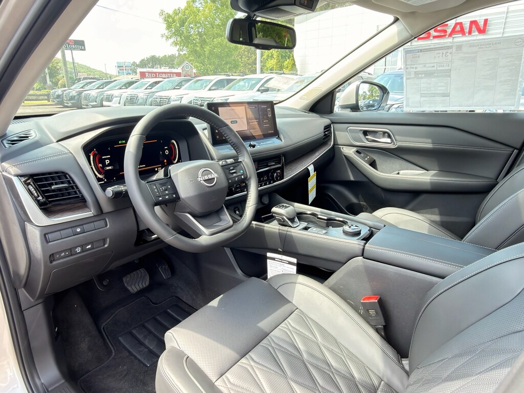 2026 Nissan Rogue Platinum - Photo 12