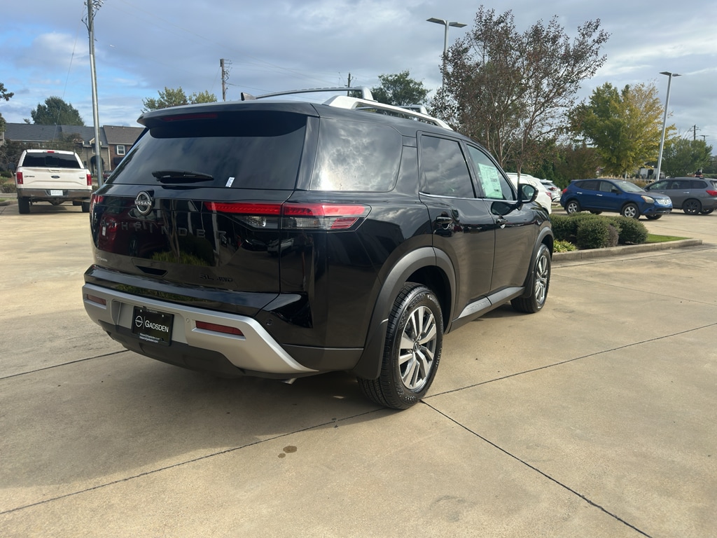 New 2025 Nissan Pathfinder SL SUV