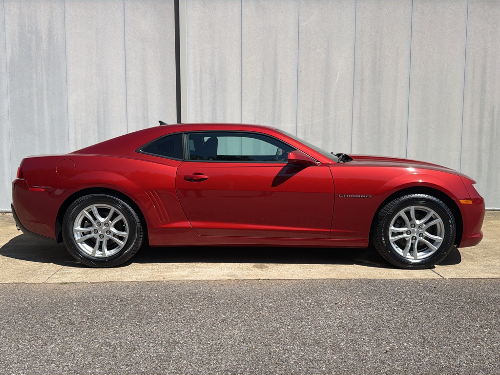 Used 2015 Chevrolet Camaro 2LS with VIN 2G1FB1E34F9241189 for sale in Gadsden, AL