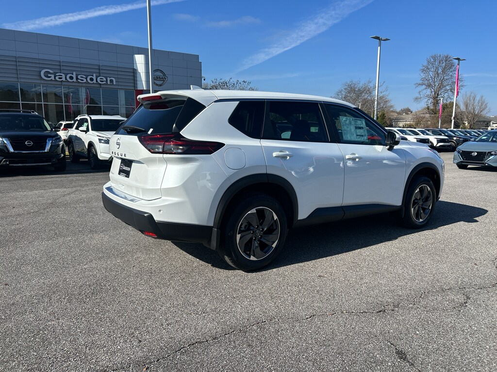 New 2026 Nissan Rogue SV Sport Utility