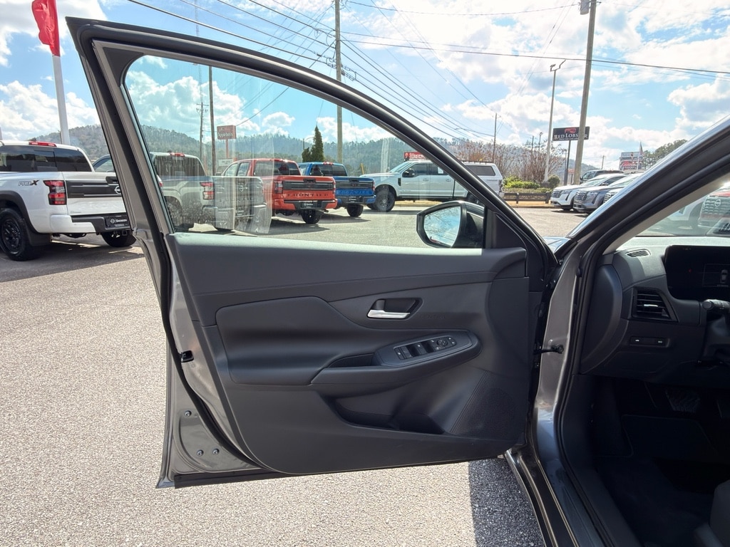 2026 Nissan Sentra S - Photo 10