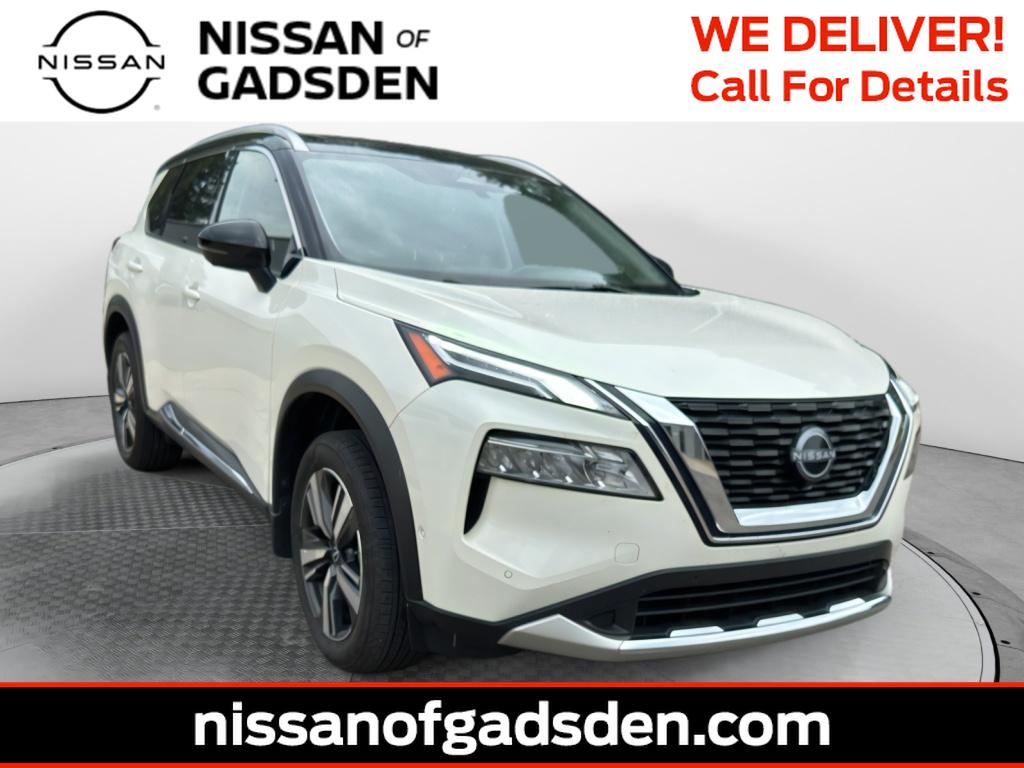 2023 Nissan Rogue Platinum's photo